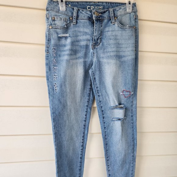 cp jeans Jeans Juniors Skinny Jeans With Embroidery Size 7 Poshmark